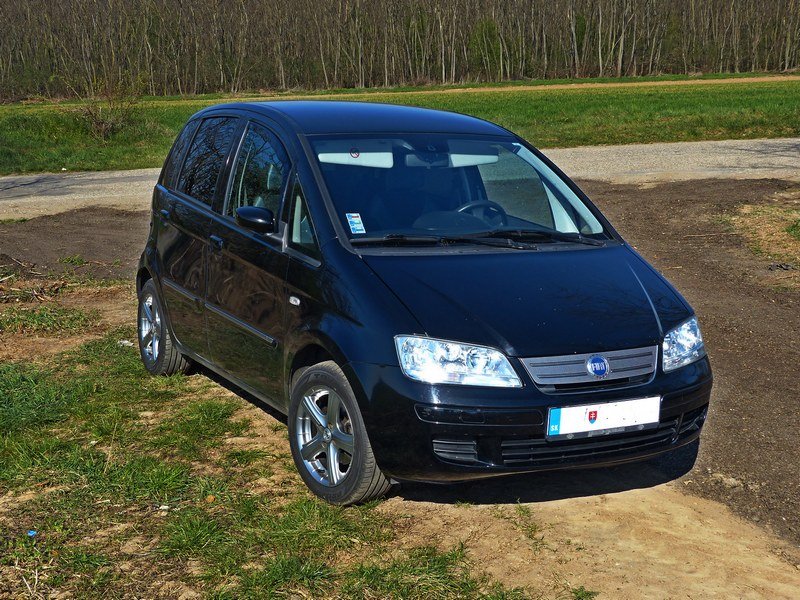 Fiat Idea Mini Ferrari Edizione Nero